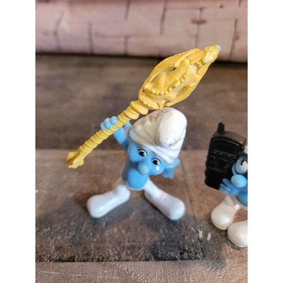 McDonald's Smurfs clumsy brainy toy figure peyo 2011 set - Picture 2 of 8